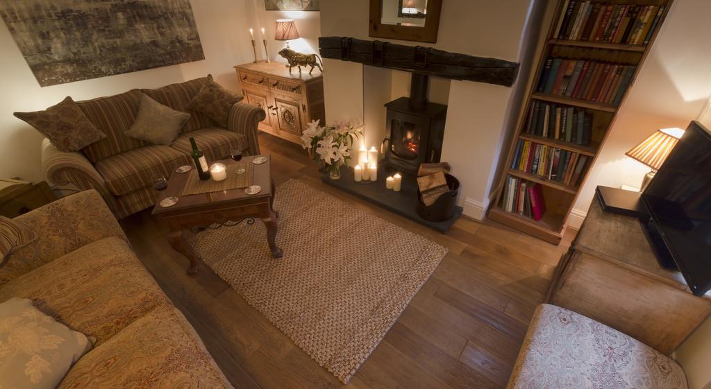 Blue Bell Cottage โอลเลอร์ตัน ห้อง รูปภาพ