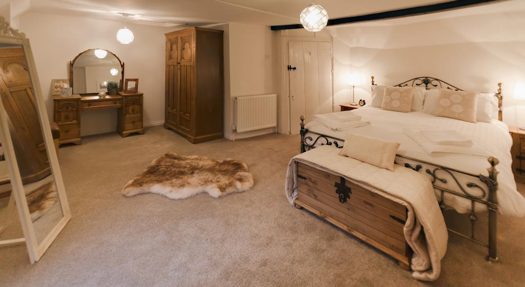 Blue Bell Cottage โอลเลอร์ตัน ห้อง รูปภาพ